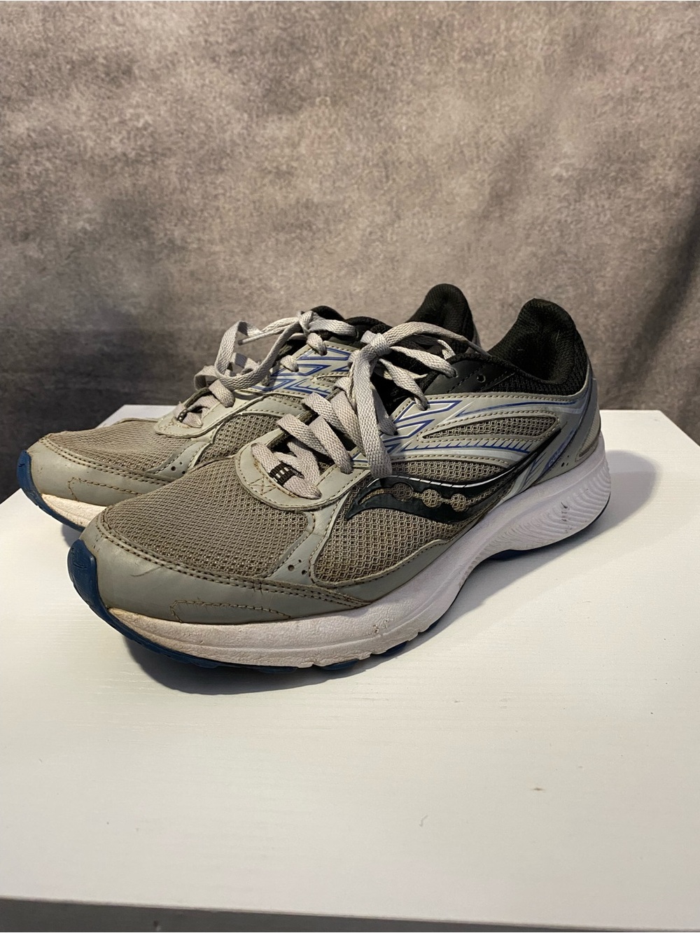 Saucony Cohesion 14 Men’s Running Shoes Gray Blue Size 10.5 Athletic Sneakers